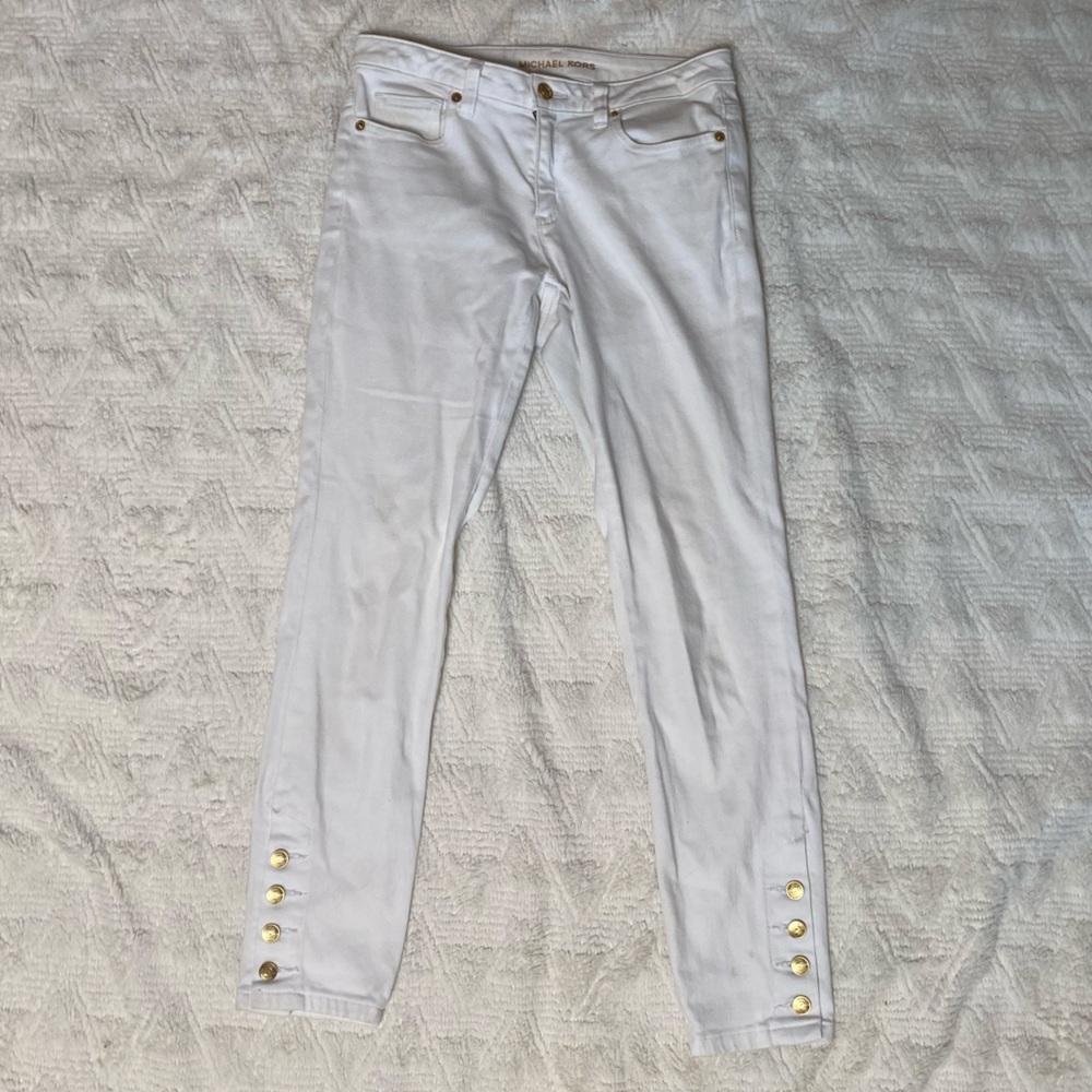 White pants.